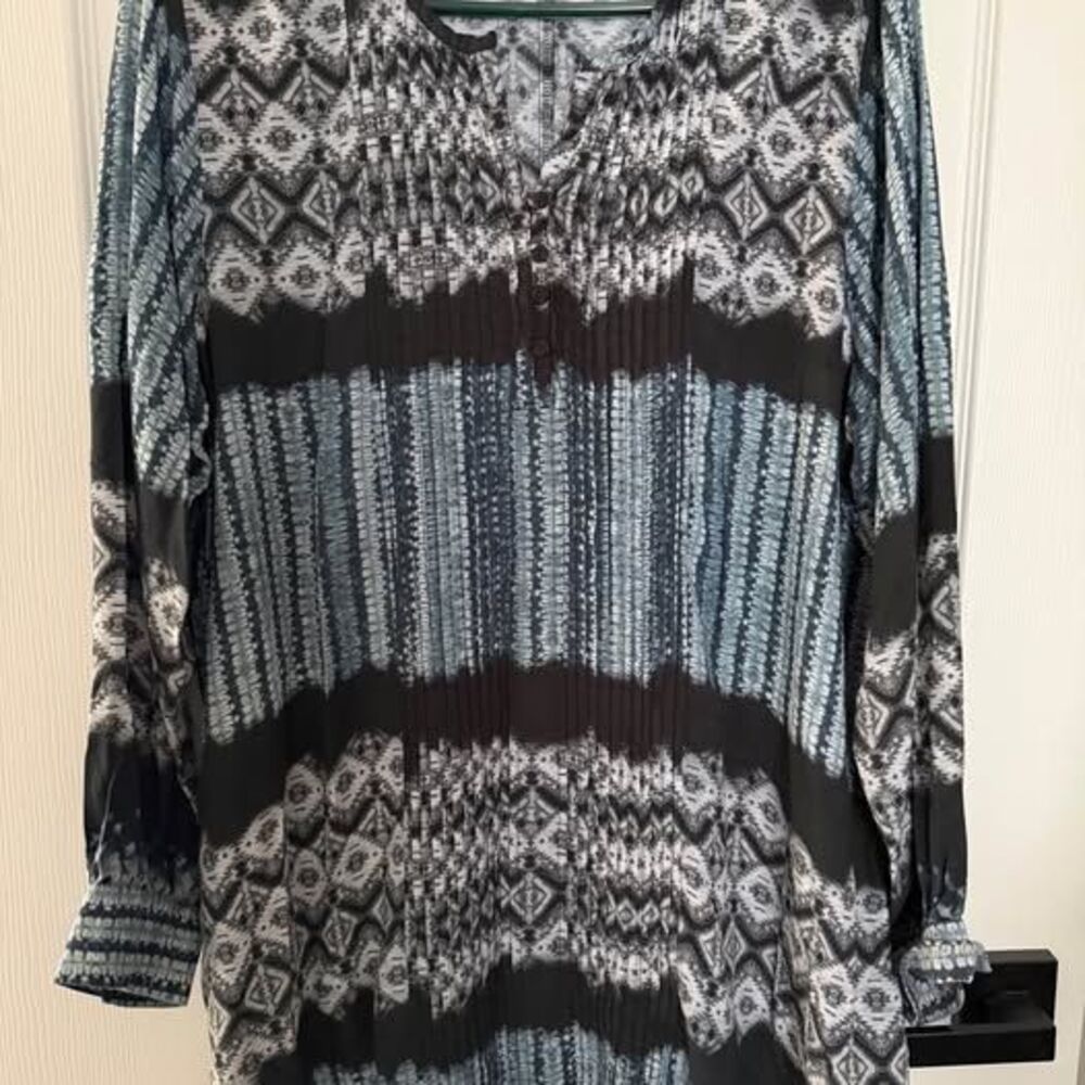 Tolani Collection boho tunic top - Size L